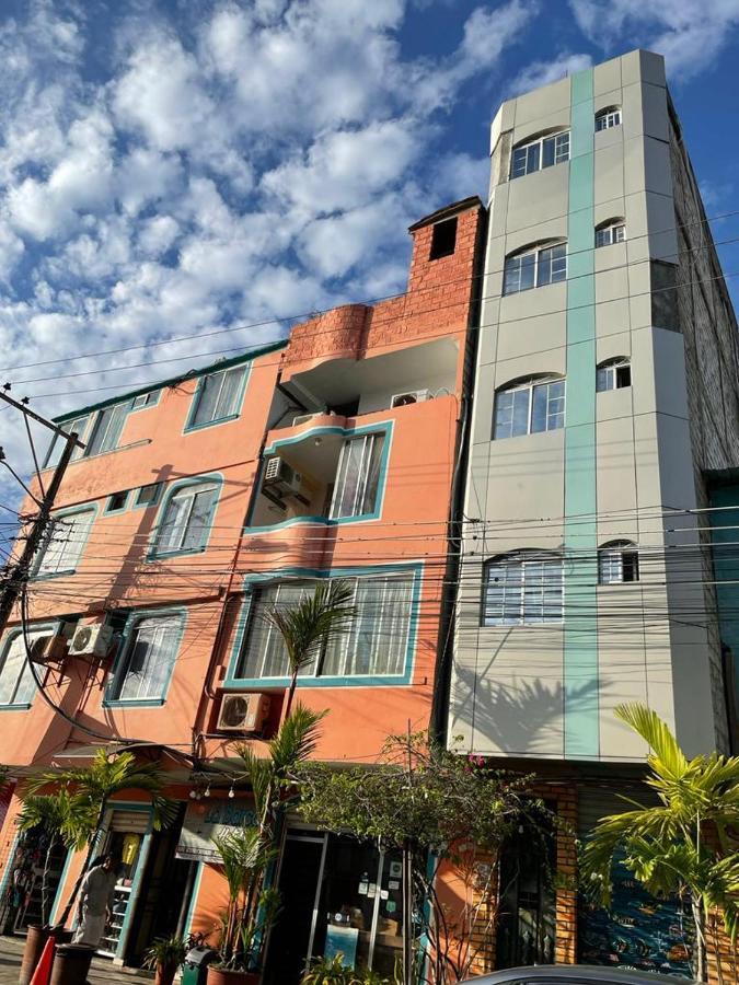 Hotel La Barca Atacames Exteriör bild